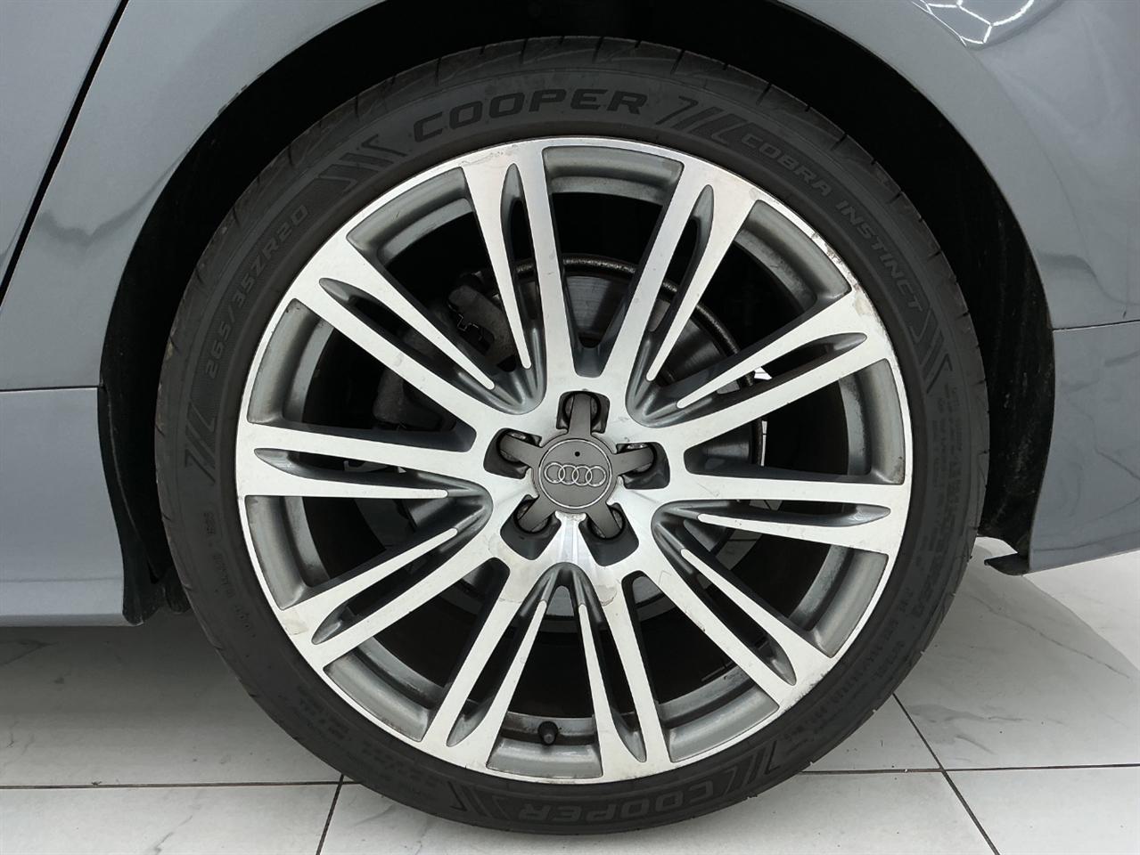 Audi A7 4dr HB quattro 3.0 Prestige 2013