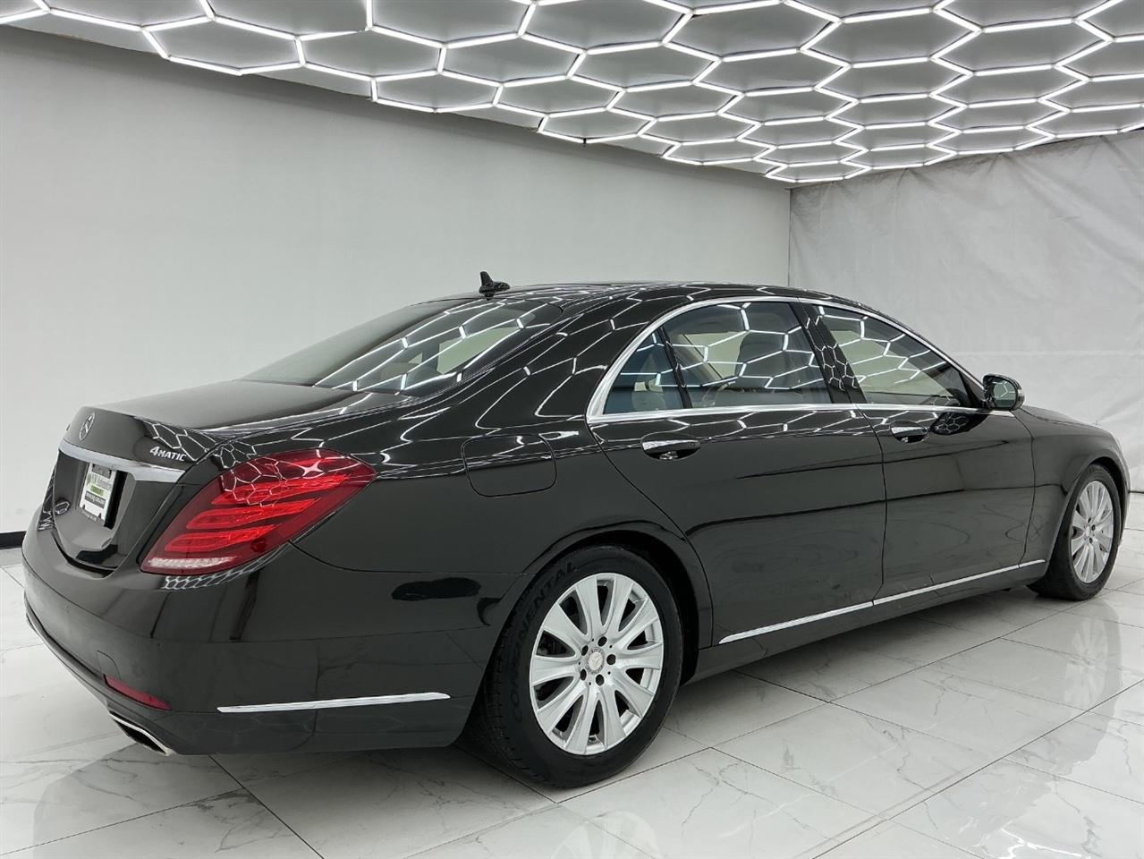 Mercedes-Benz S-Class 4dr Sdn S 550 4MATIC 2015