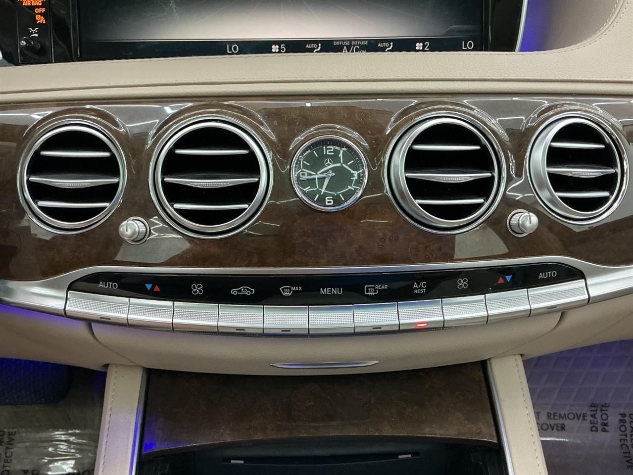 Mercedes-Benz S-Class 4dr Sdn S 550 4MATIC 2015