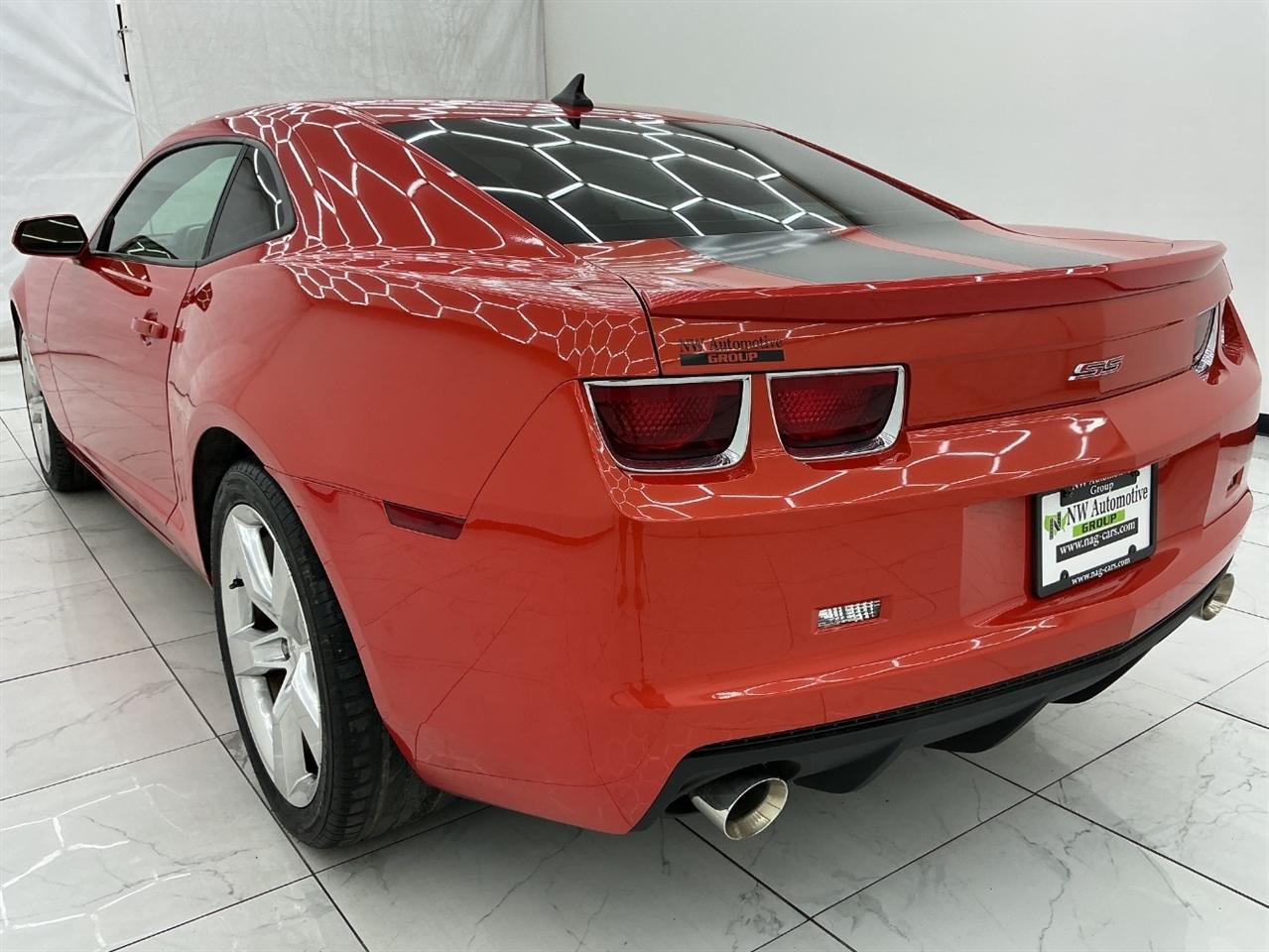 Chevrolet Camaro 2dr Cpe 2SS 2010