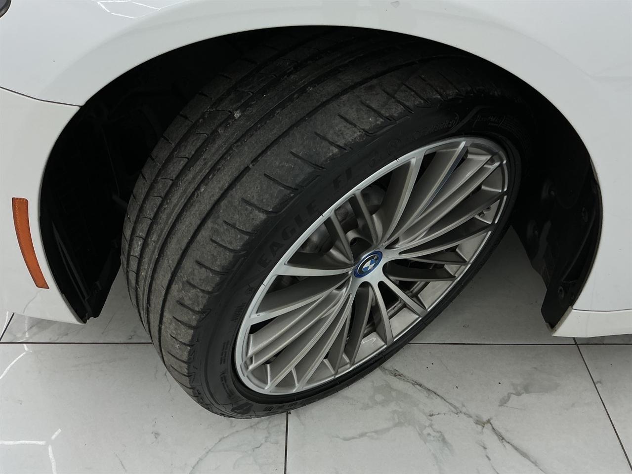 BMW 5 Series 530e iPerformance Plug-In Hybrid 2018