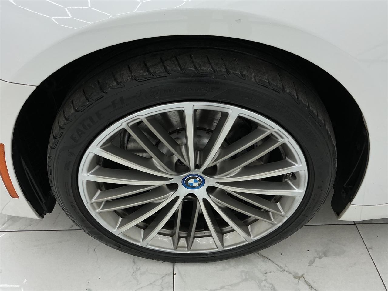 BMW 5 Series 530e iPerformance Plug-In Hybrid 2018