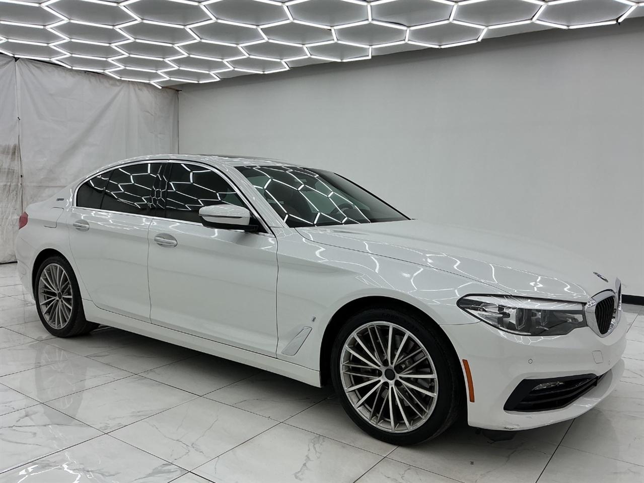 BMW 5 Series 530e iPerformance Plug-In Hybrid 2018