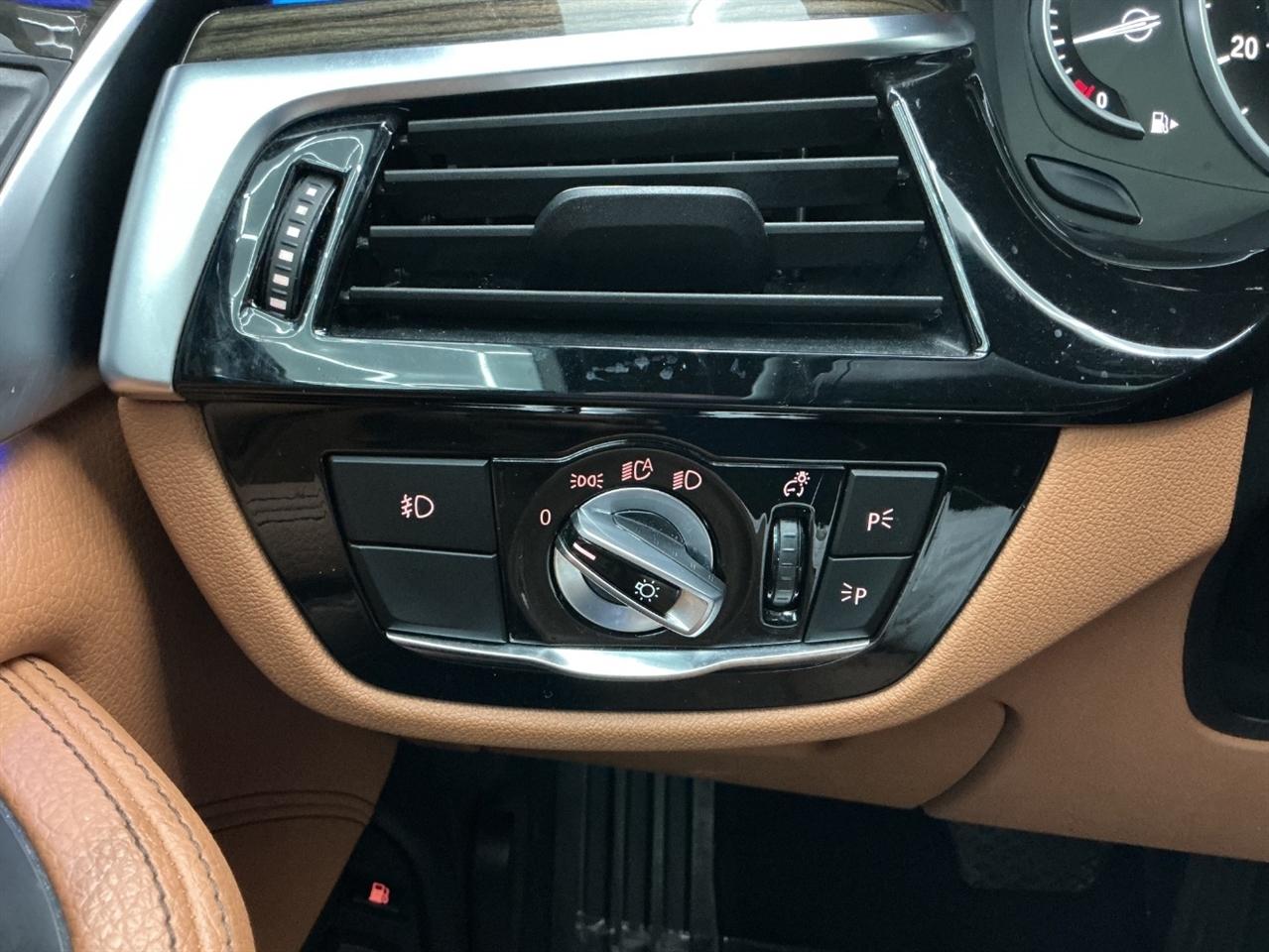 BMW 5 Series 530e iPerformance Plug-In Hybrid 2018