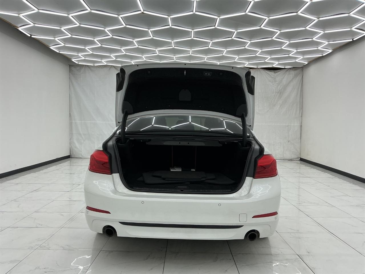BMW 5 Series 530e iPerformance Plug-In Hybrid 2018