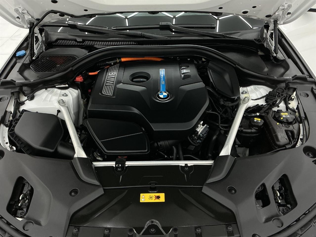 BMW 5 Series 530e iPerformance Plug-In Hybrid 2018