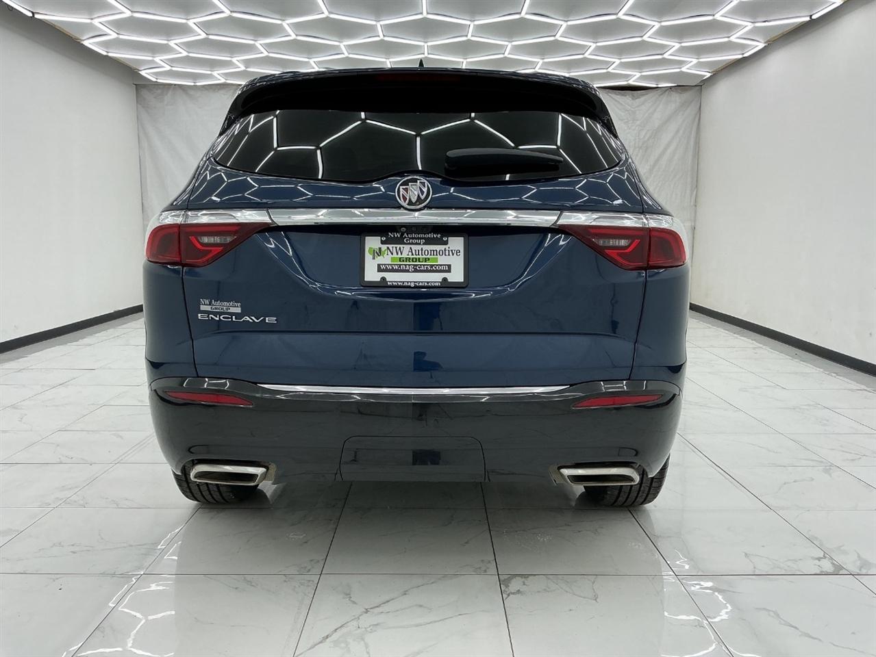 Buick Enclave FWD 4dr Premium 2022