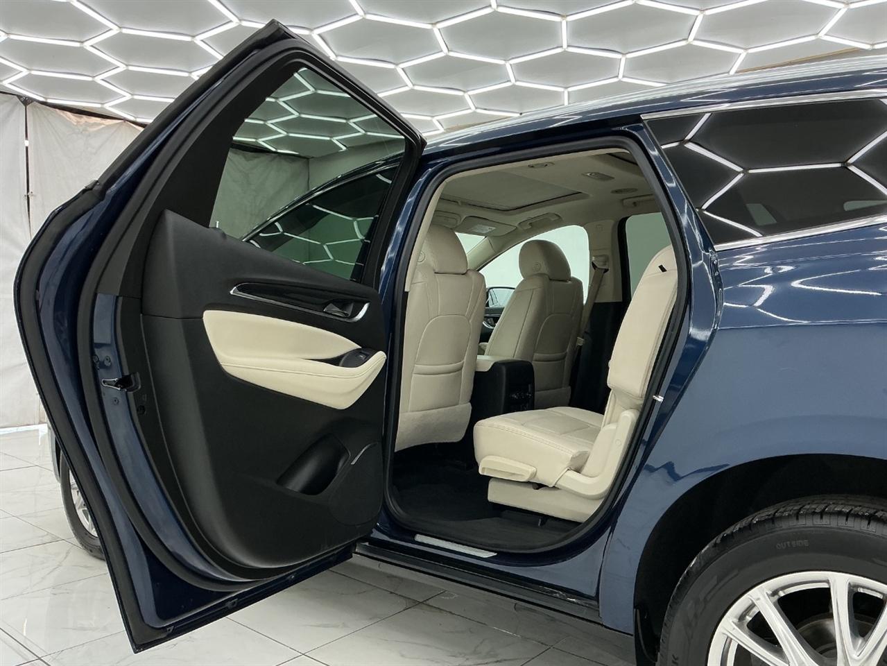 Buick Enclave FWD 4dr Premium 2022