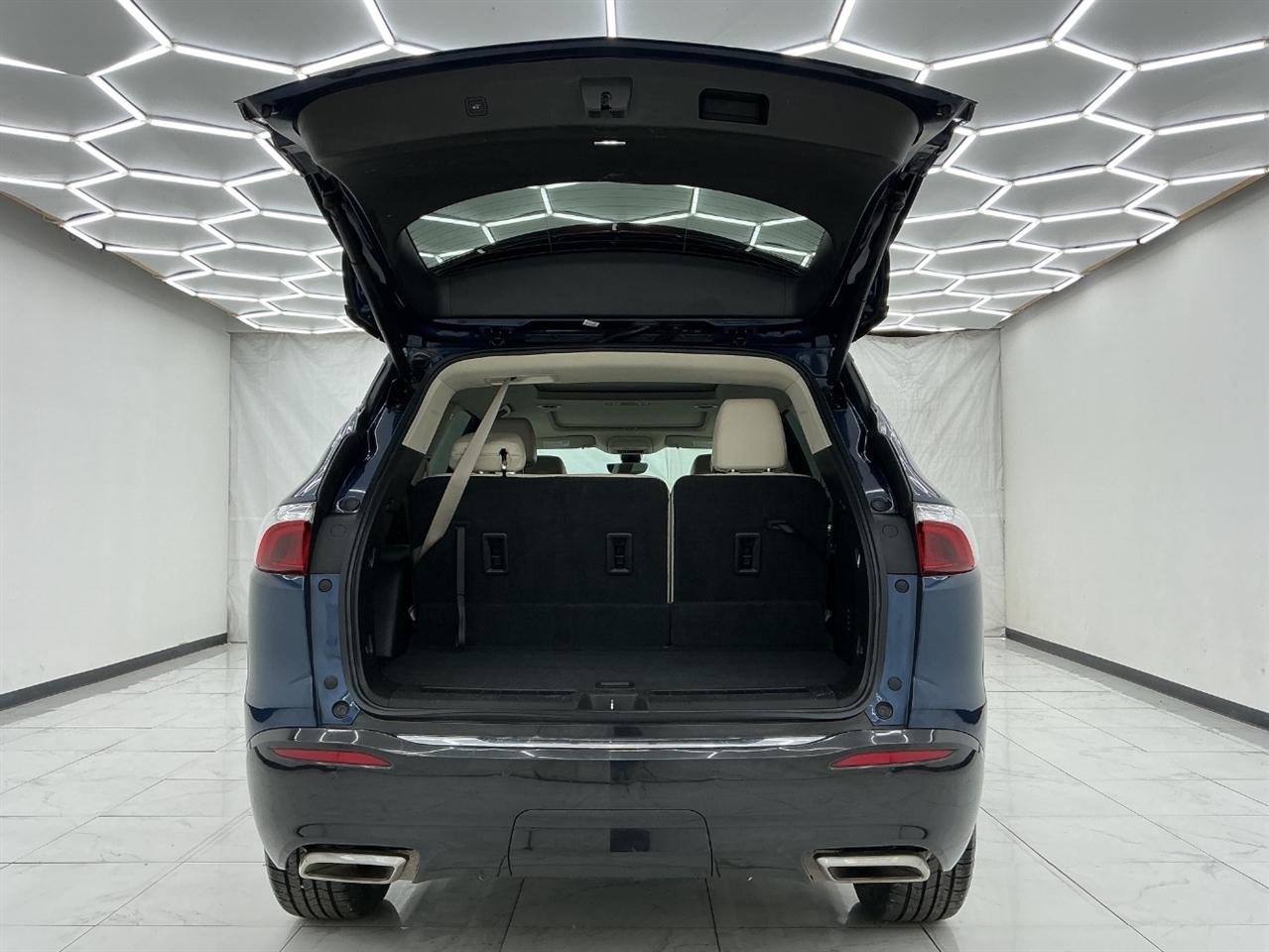 Buick Enclave FWD 4dr Premium 2022