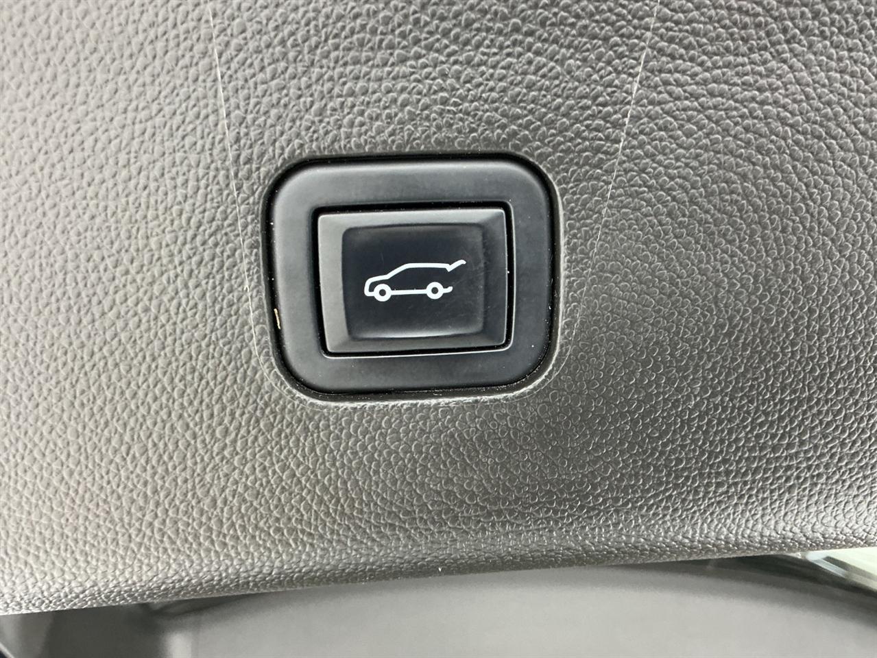 Buick Enclave FWD 4dr Premium 2022