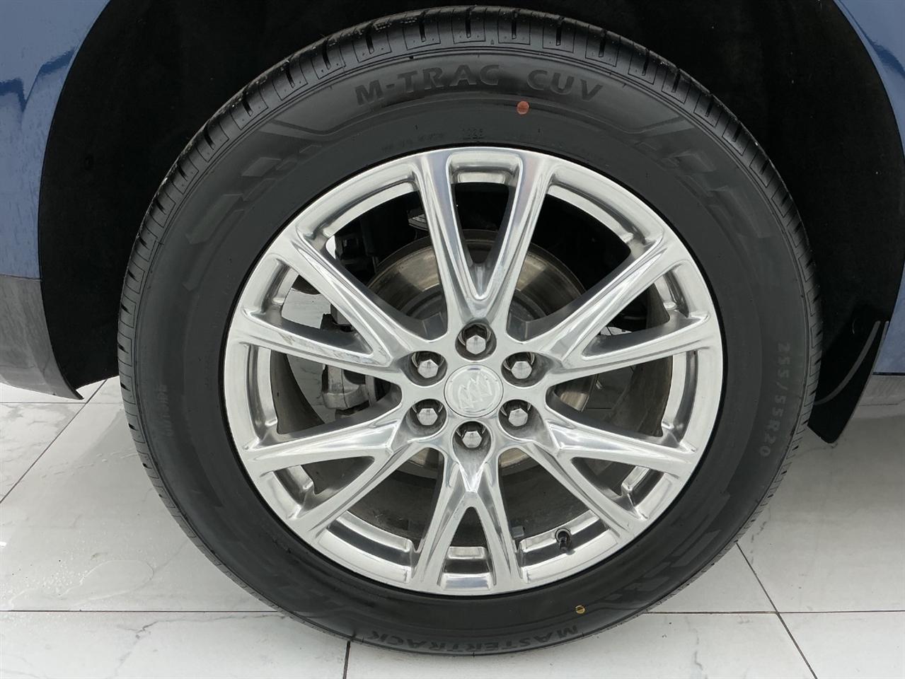 Buick Enclave FWD 4dr Premium 2022