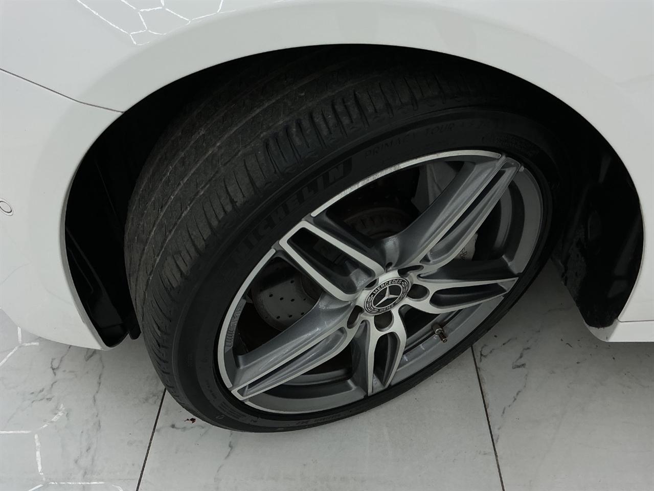Mercedes-Benz E-Class E 300 RWD Sedan 2019