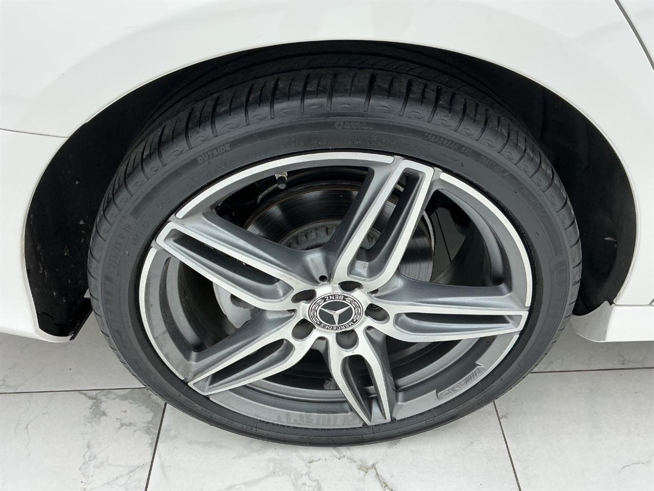 Mercedes-Benz E-Class E 300 RWD Sedan 2019