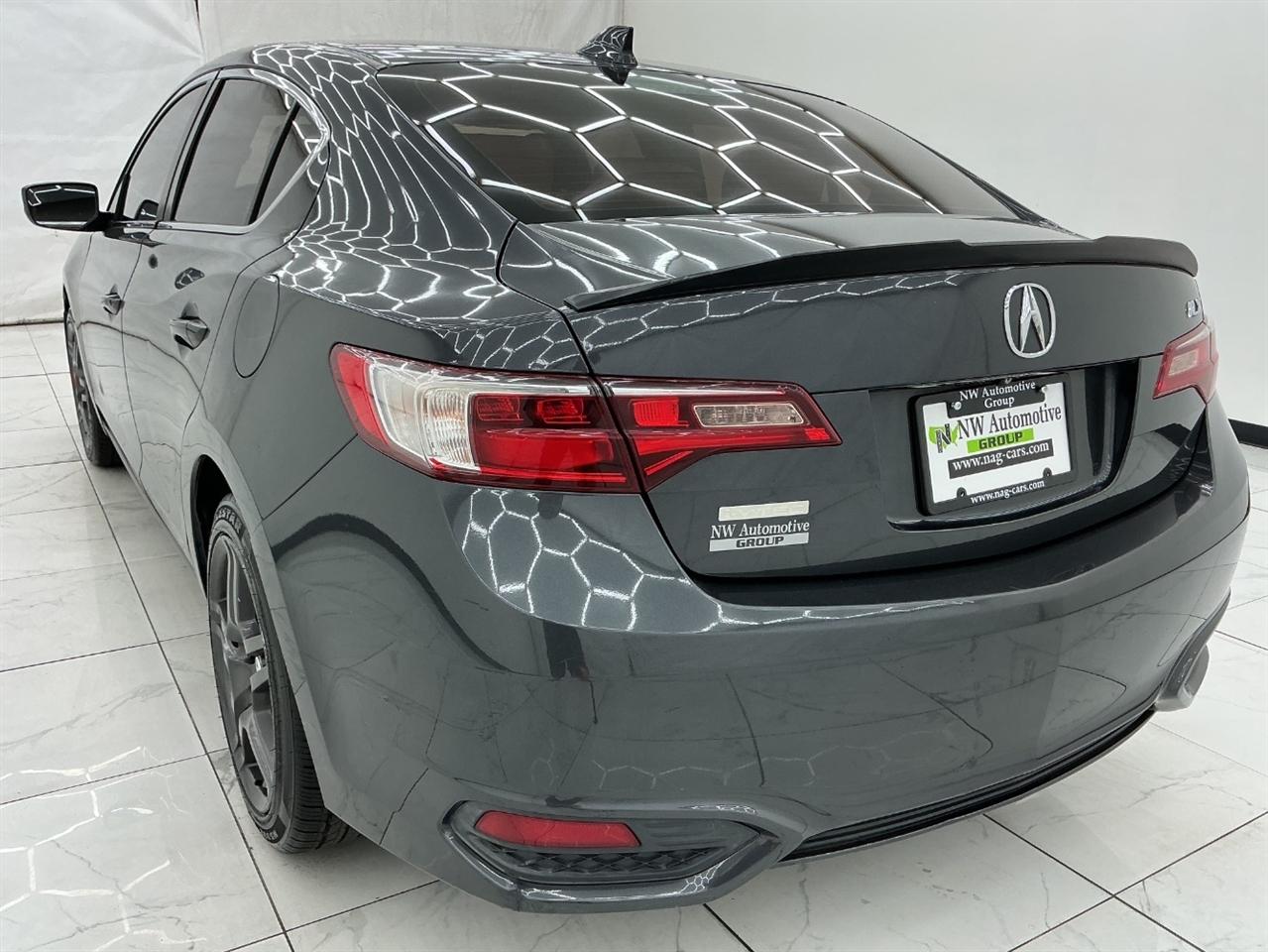Acura ILX 4dr Sdn w/Technology Plus Pkg 2016