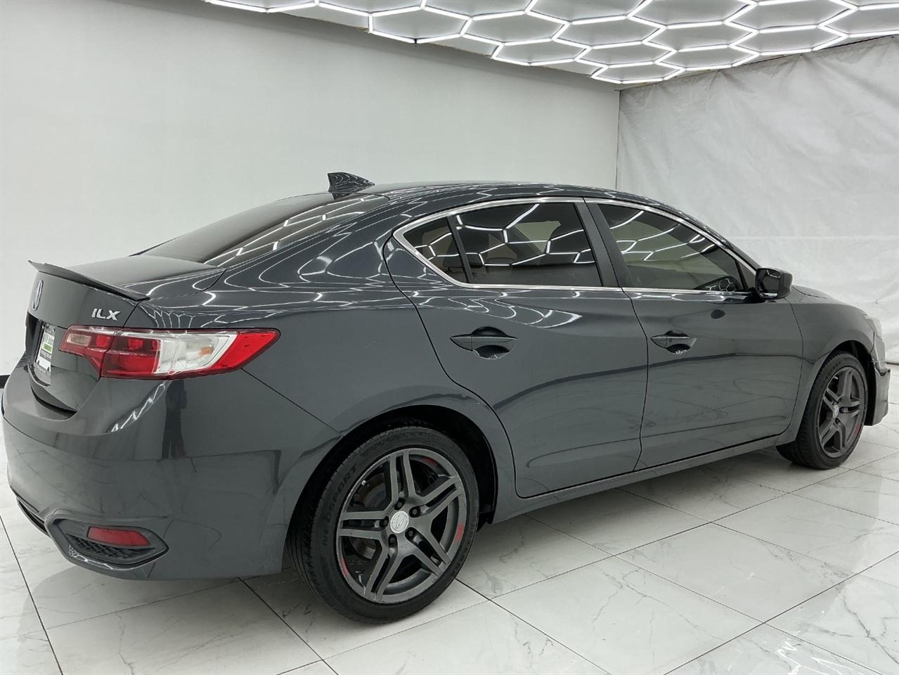 Acura ILX 4dr Sdn w/Technology Plus Pkg 2016