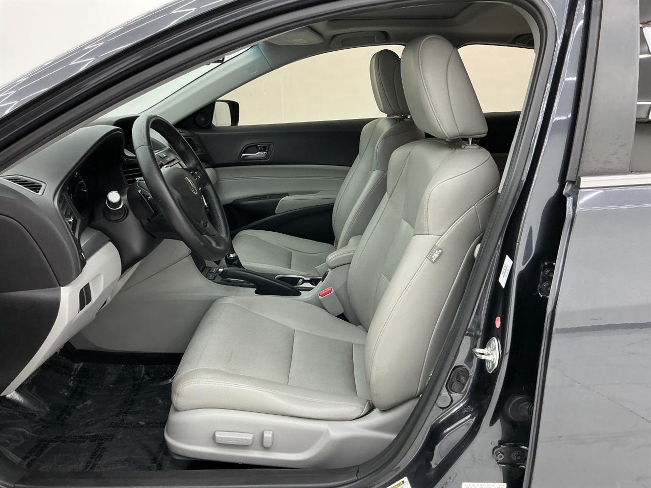 Acura ILX 4dr Sdn w/Technology Plus Pkg 2016
