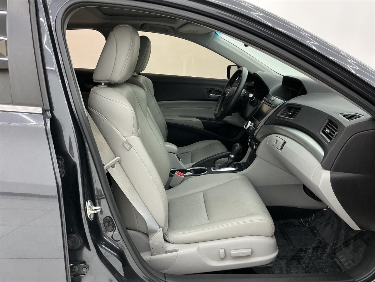 Acura ILX 4dr Sdn w/Technology Plus Pkg 2016
