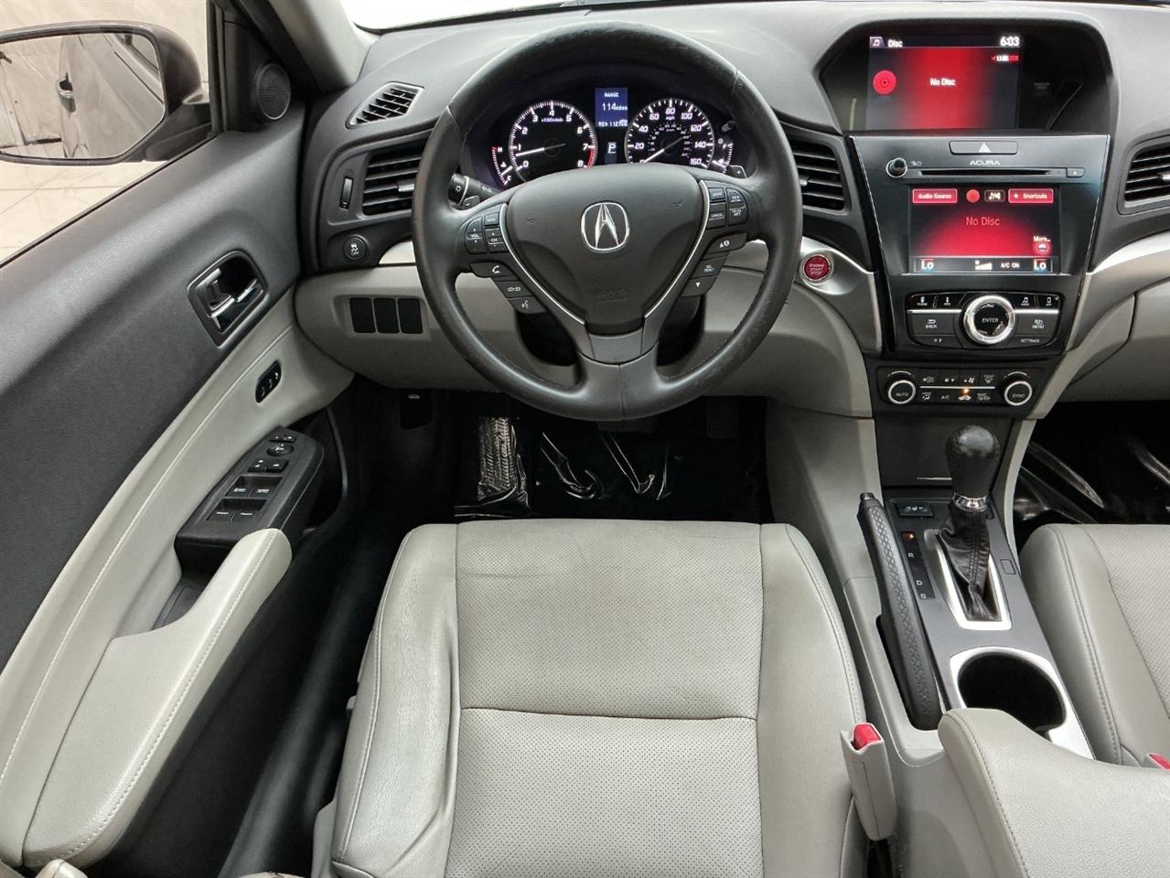 Acura ILX 4dr Sdn w/Technology Plus Pkg 2016