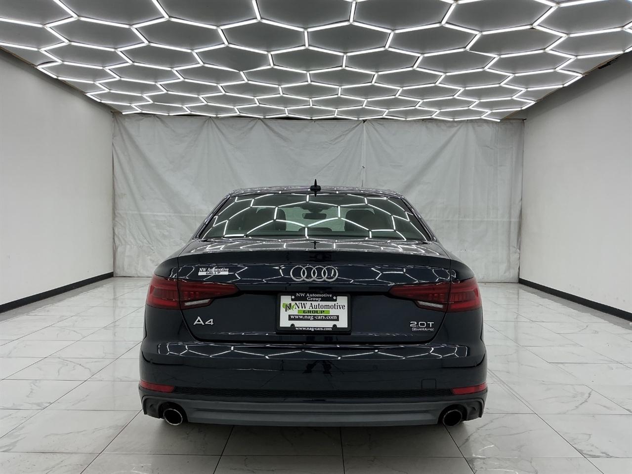 Audi A4 2.0 TFSI Tech Premium Plus S Tronic quattro AWD 2018