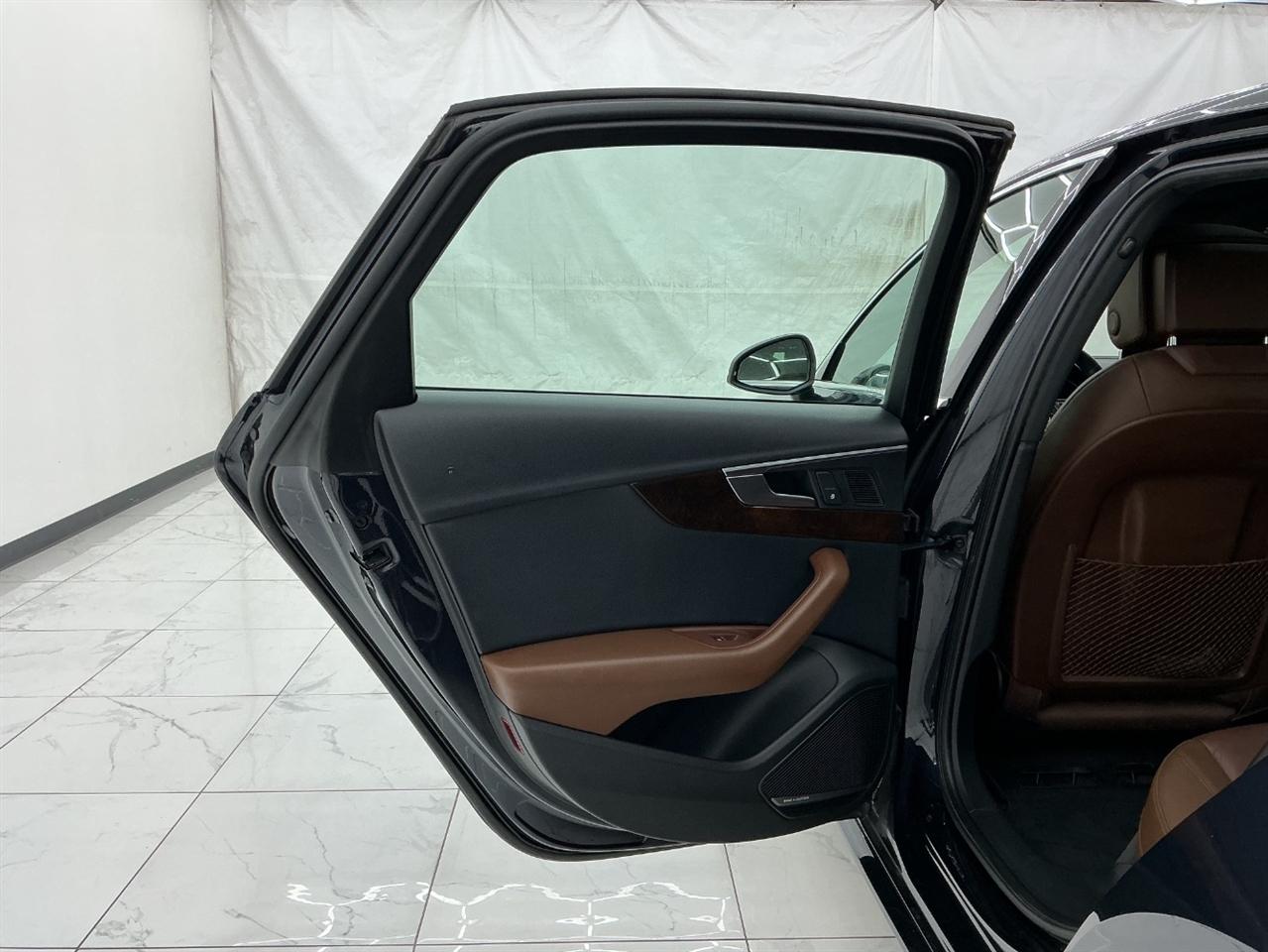 Audi A4 2.0 TFSI Tech Premium Plus S Tronic quattro AWD 2018