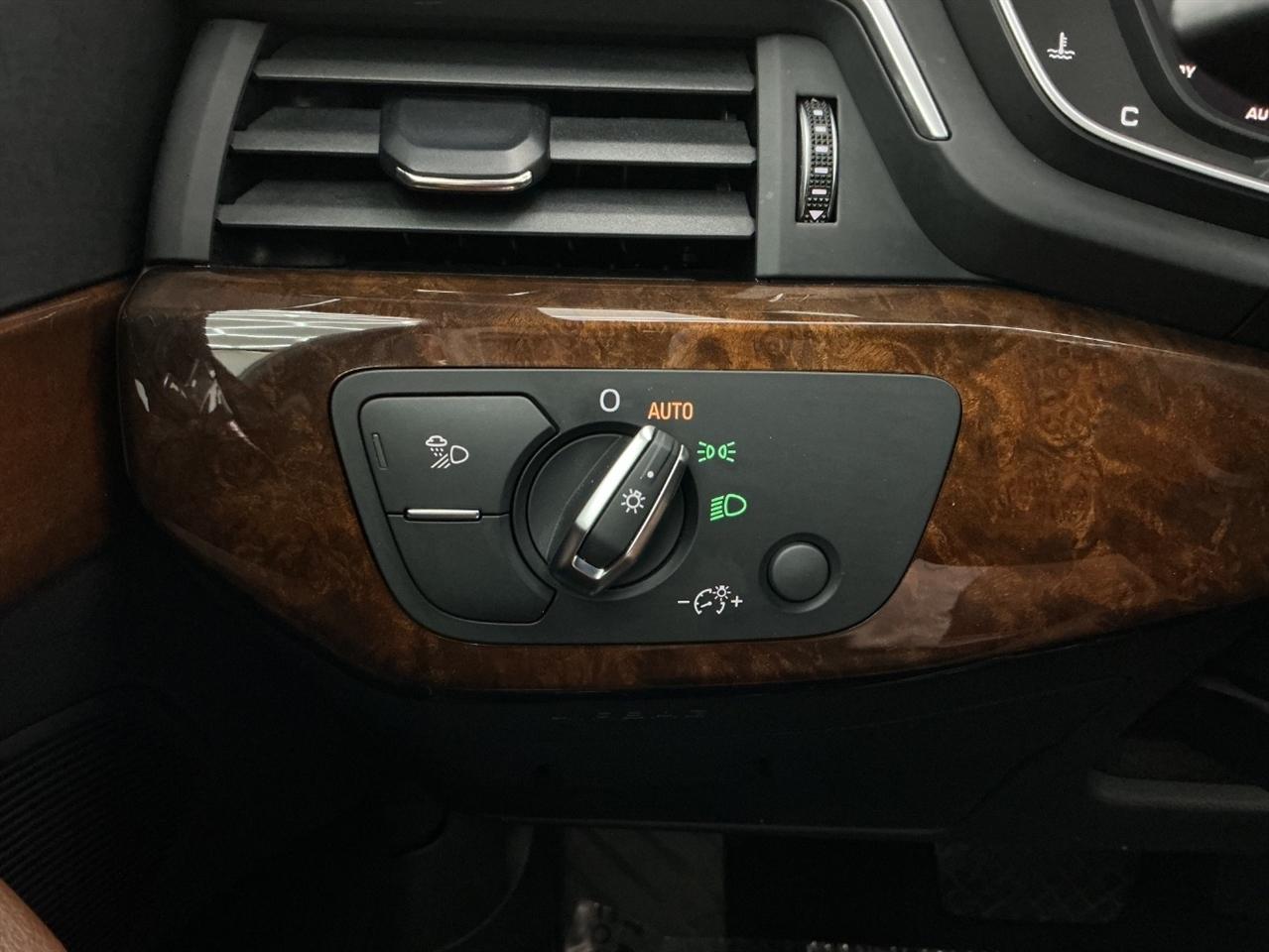 Audi A4 2.0 TFSI Tech Premium Plus S Tronic quattro AWD 2018