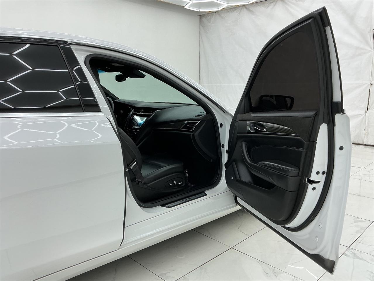 Cadillac CTS 4dr Sdn 3.6L Performance RWD 2015