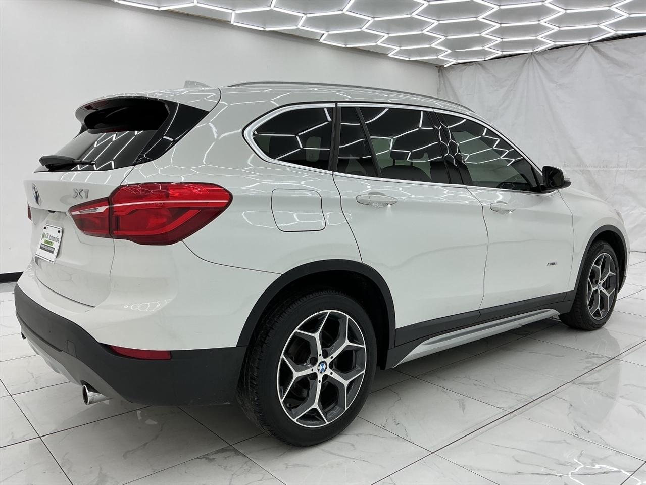 BMW X1 xDrive28i Sports Activity Vehicle 2018