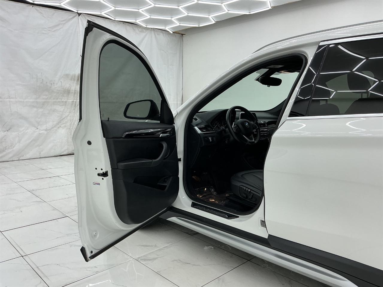 BMW X1 xDrive28i Sports Activity Vehicle 2018