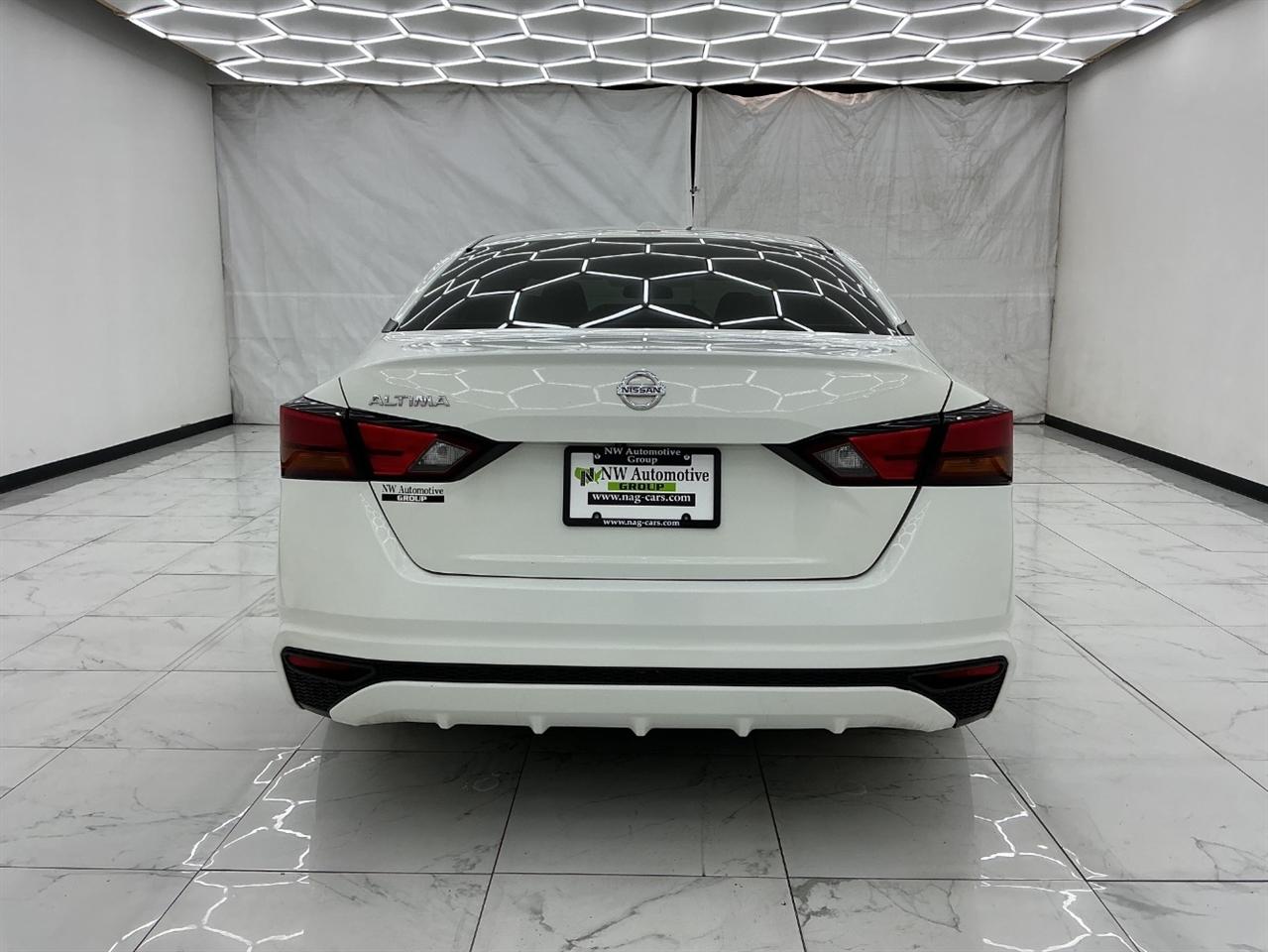 Nissan Altima 2.5 S Sedan 2019