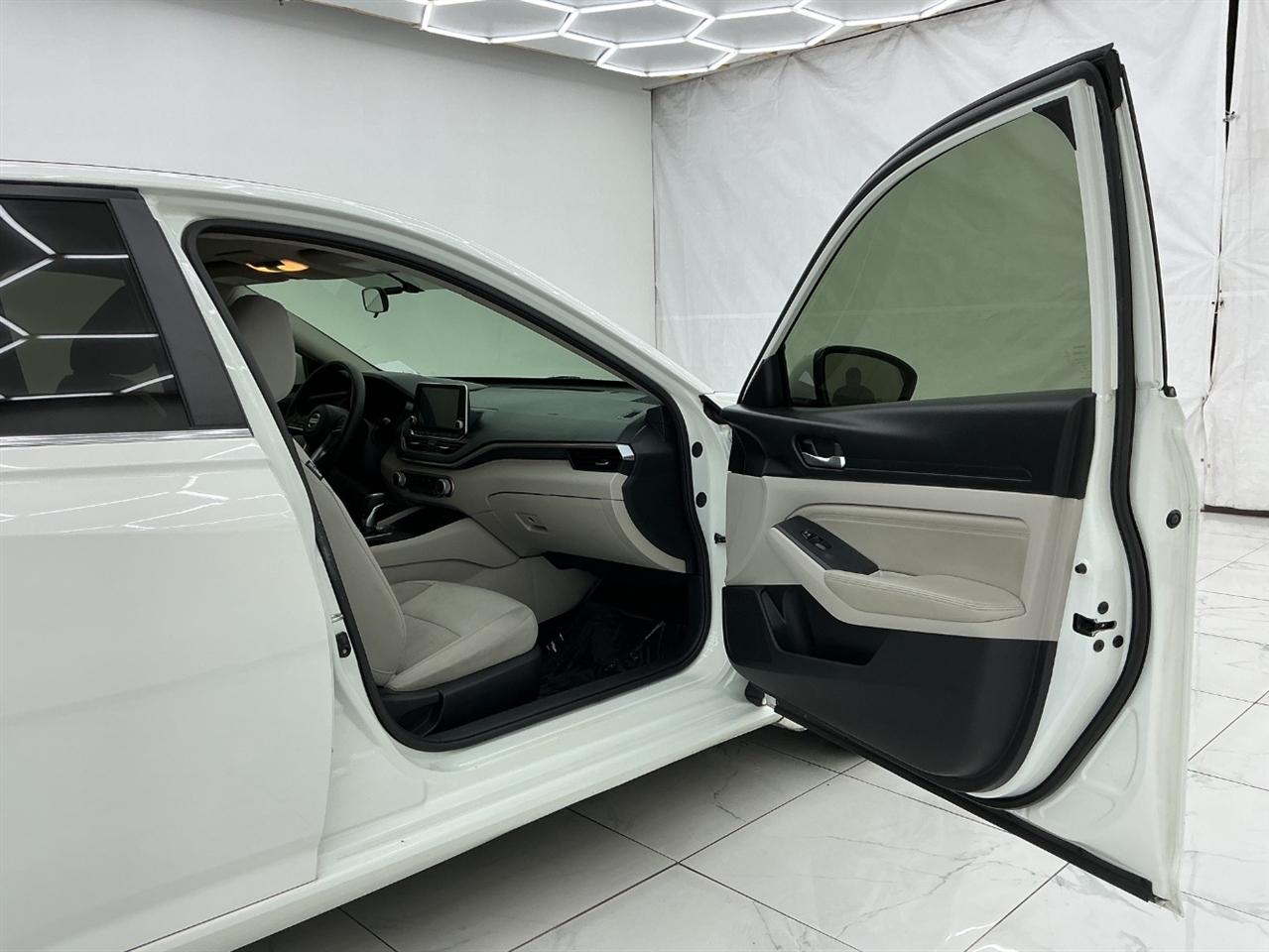 Nissan Altima 2.5 S Sedan 2019