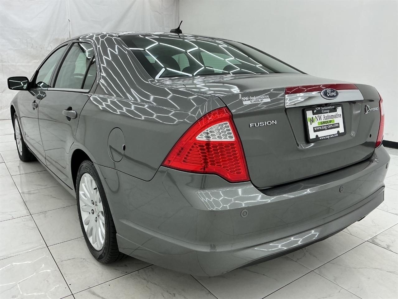 Ford Fusion 4dr Sdn Hybrid FWD 2010