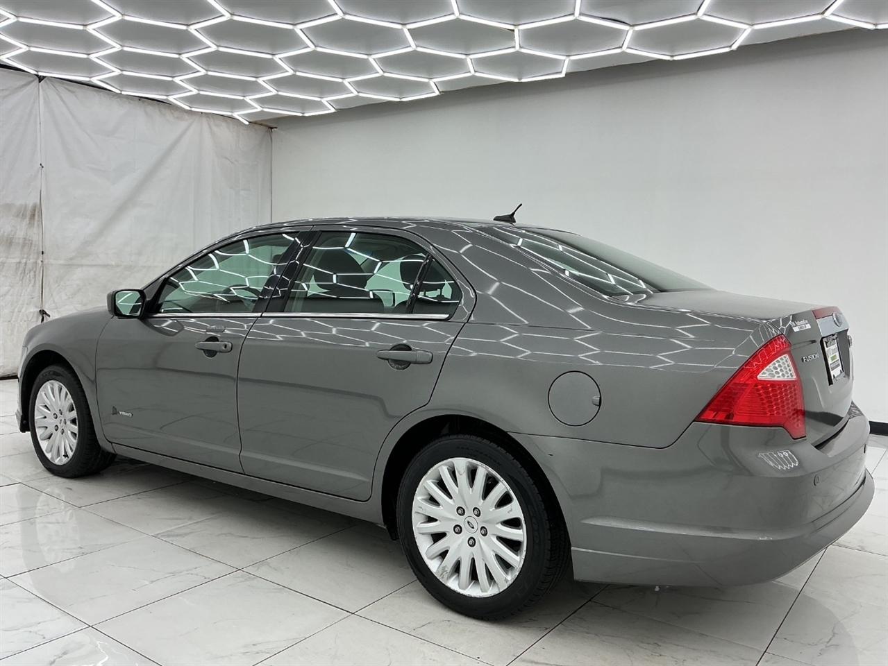 Ford Fusion 4dr Sdn Hybrid FWD 2010