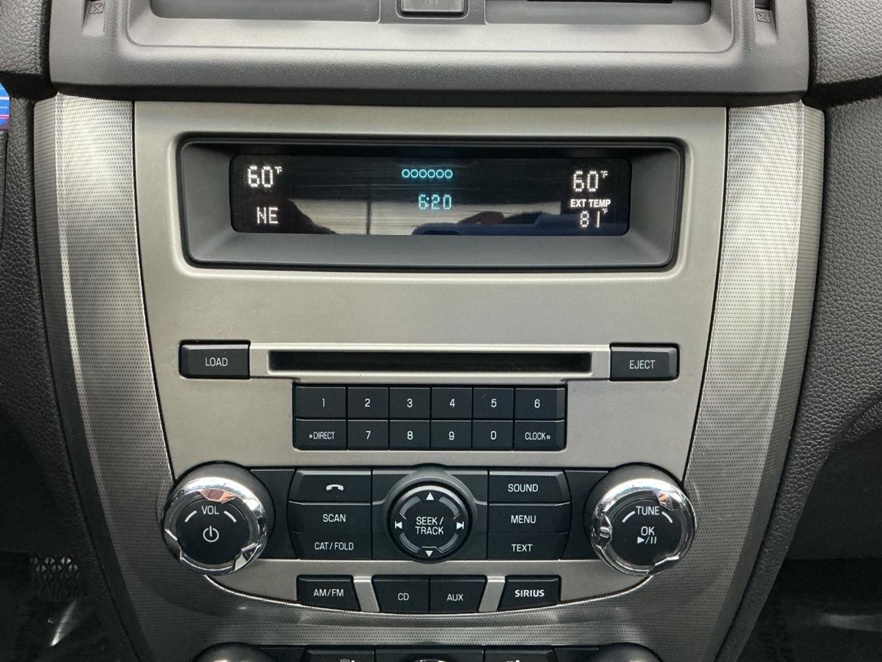 Ford Fusion 4dr Sdn Hybrid FWD 2010