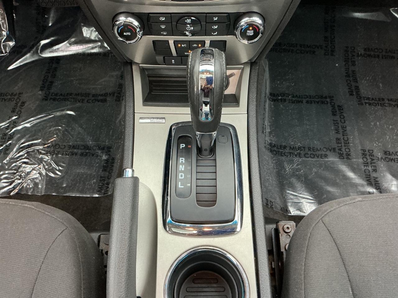 Ford Fusion 4dr Sdn Hybrid FWD 2010
