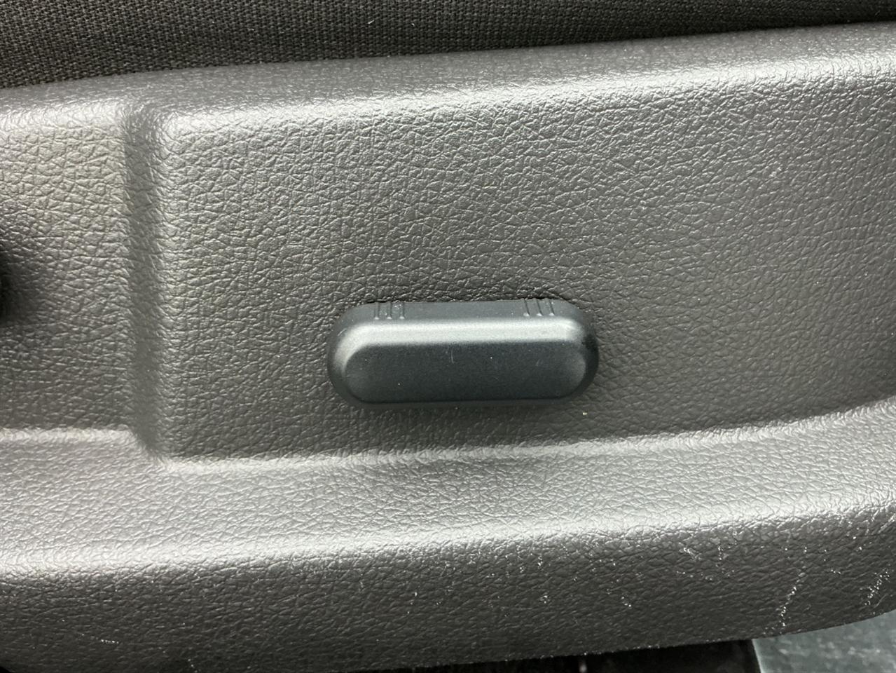 Ford Fusion 4dr Sdn Hybrid FWD 2010