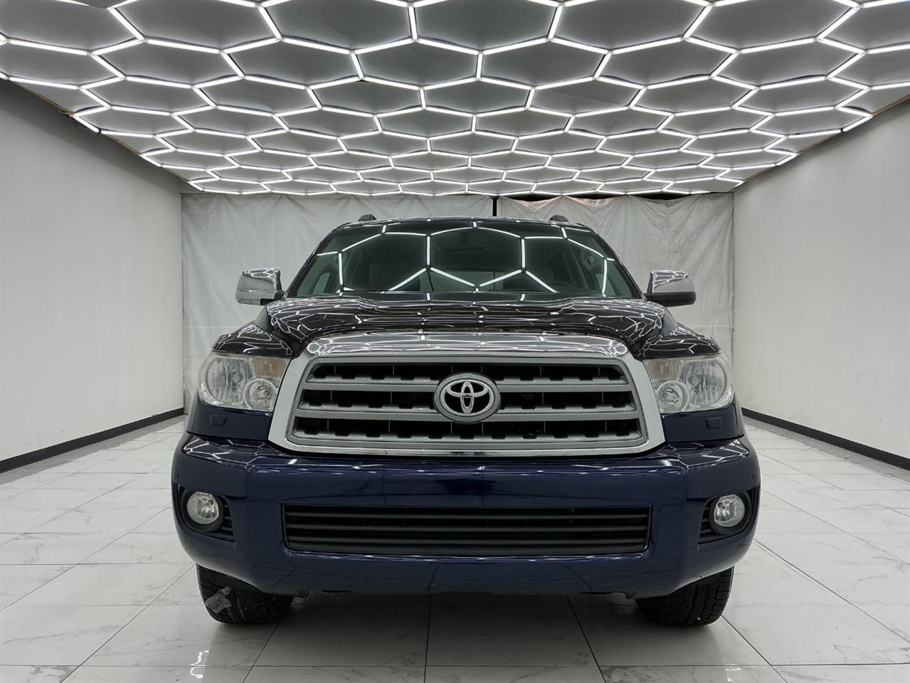 Toyota Sequoia 4WD 4dr LV8 6-Spd AT Ltd (Natl) 2008