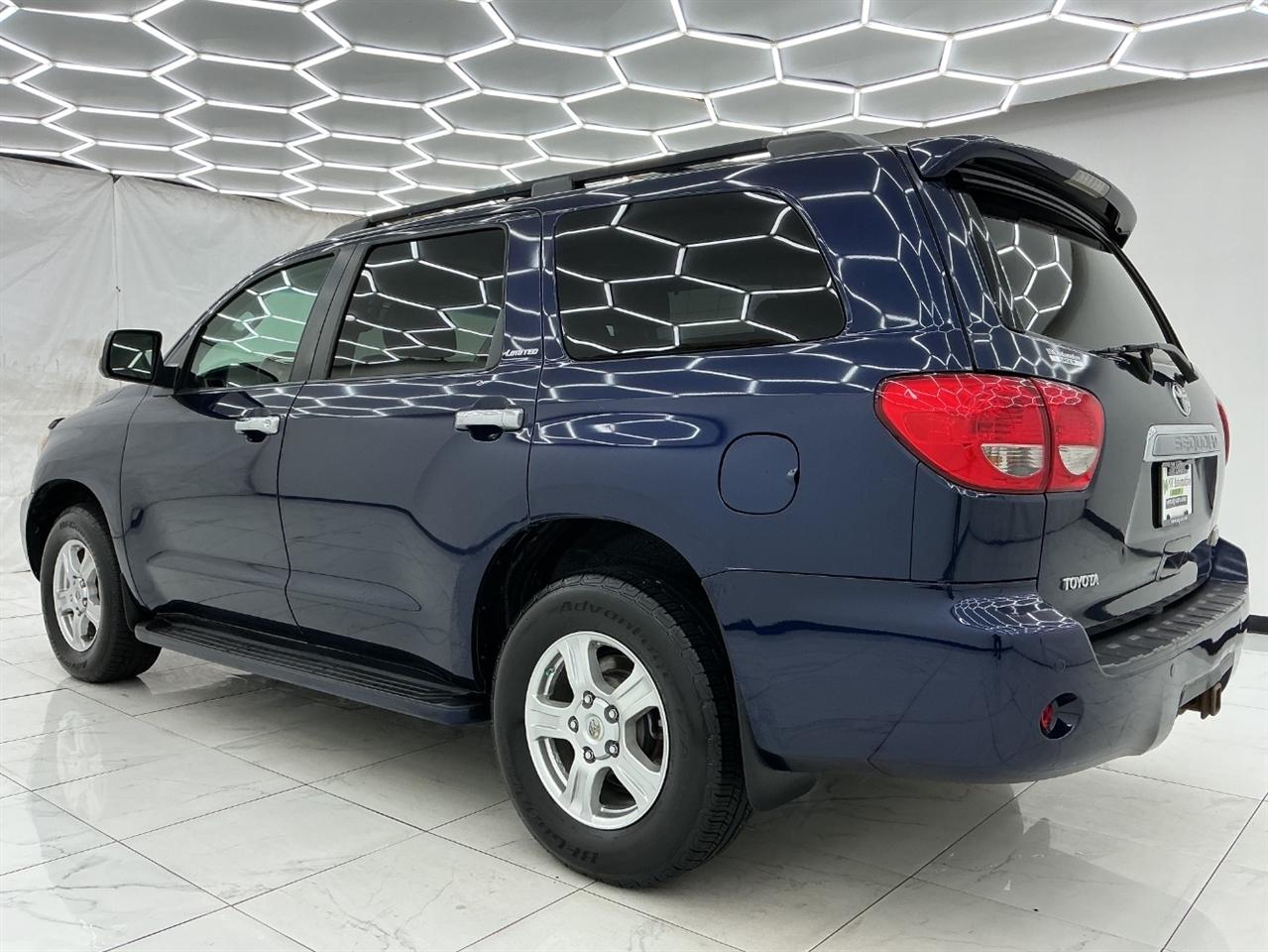 Toyota Sequoia 4WD 4dr LV8 6-Spd AT Ltd (Natl) 2008