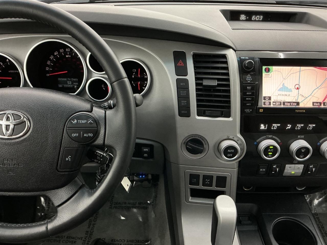 Toyota Sequoia 4WD 4dr LV8 6-Spd AT Ltd (Natl) 2008