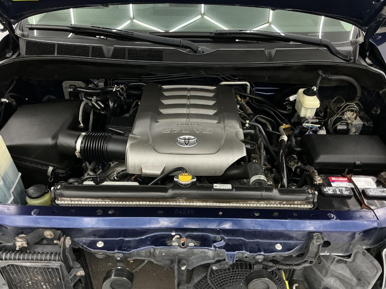 Toyota Sequoia 4WD 4dr LV8 6-Spd AT Ltd (Natl) 2008