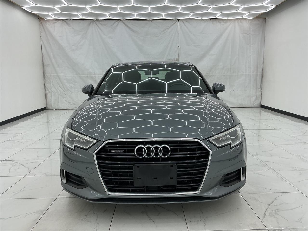 Audi A3 Sedan 2.0 TFSI Tech Premium quattro AWD 2018
