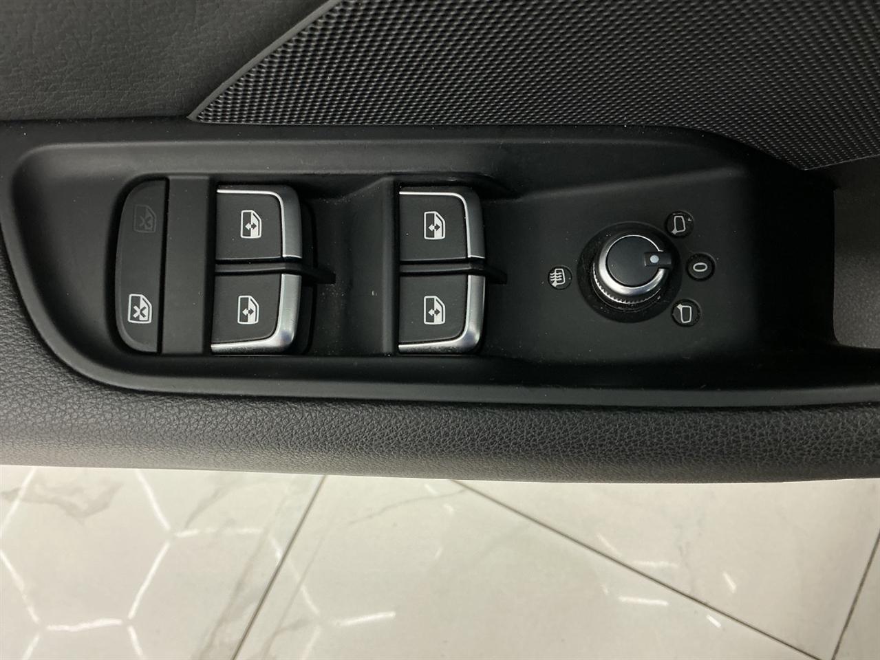 Audi A3 Sedan 2.0 TFSI Tech Premium quattro AWD 2018
