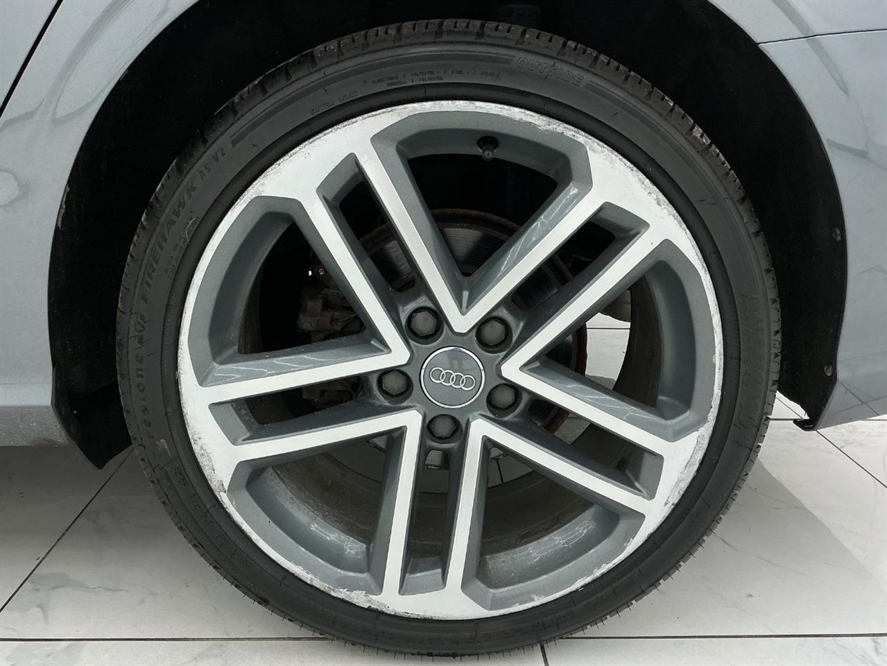 Audi A3 Sedan 2.0 TFSI Tech Premium quattro AWD 2018