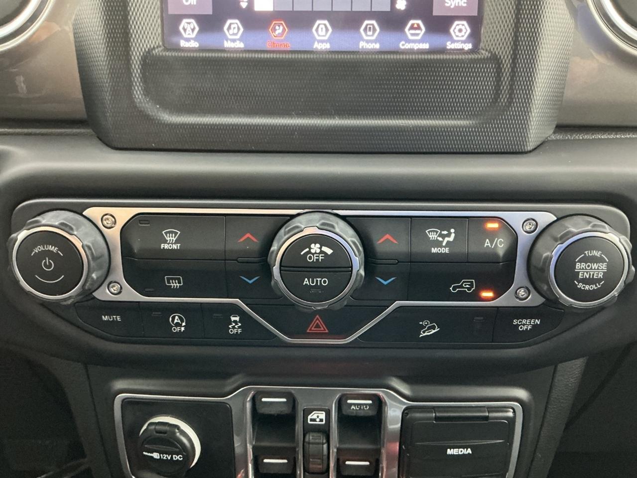 Jeep Wrangler Unlimited Sahara 4x4 2018