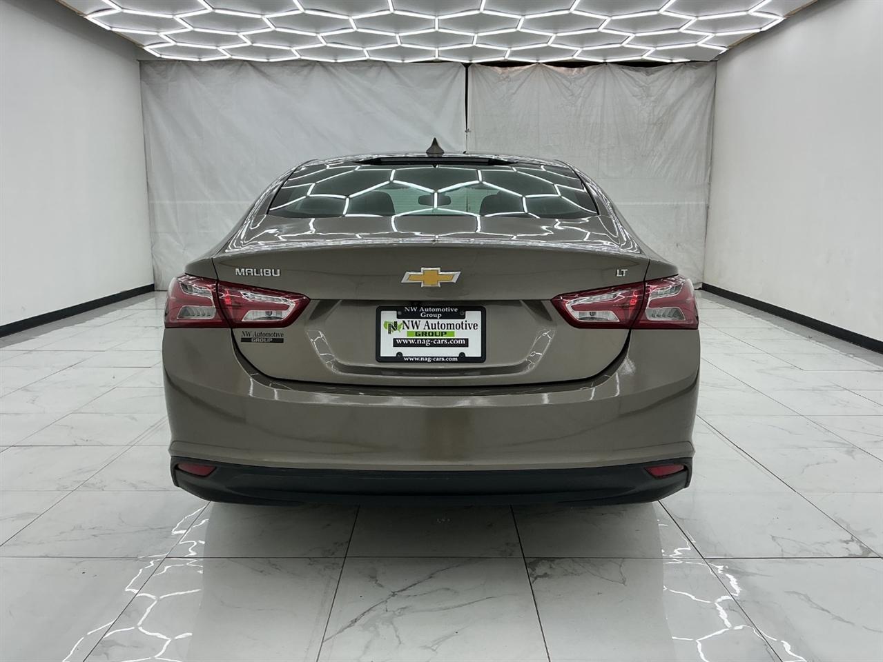 Chevrolet Malibu 4dr Sdn LT 2020