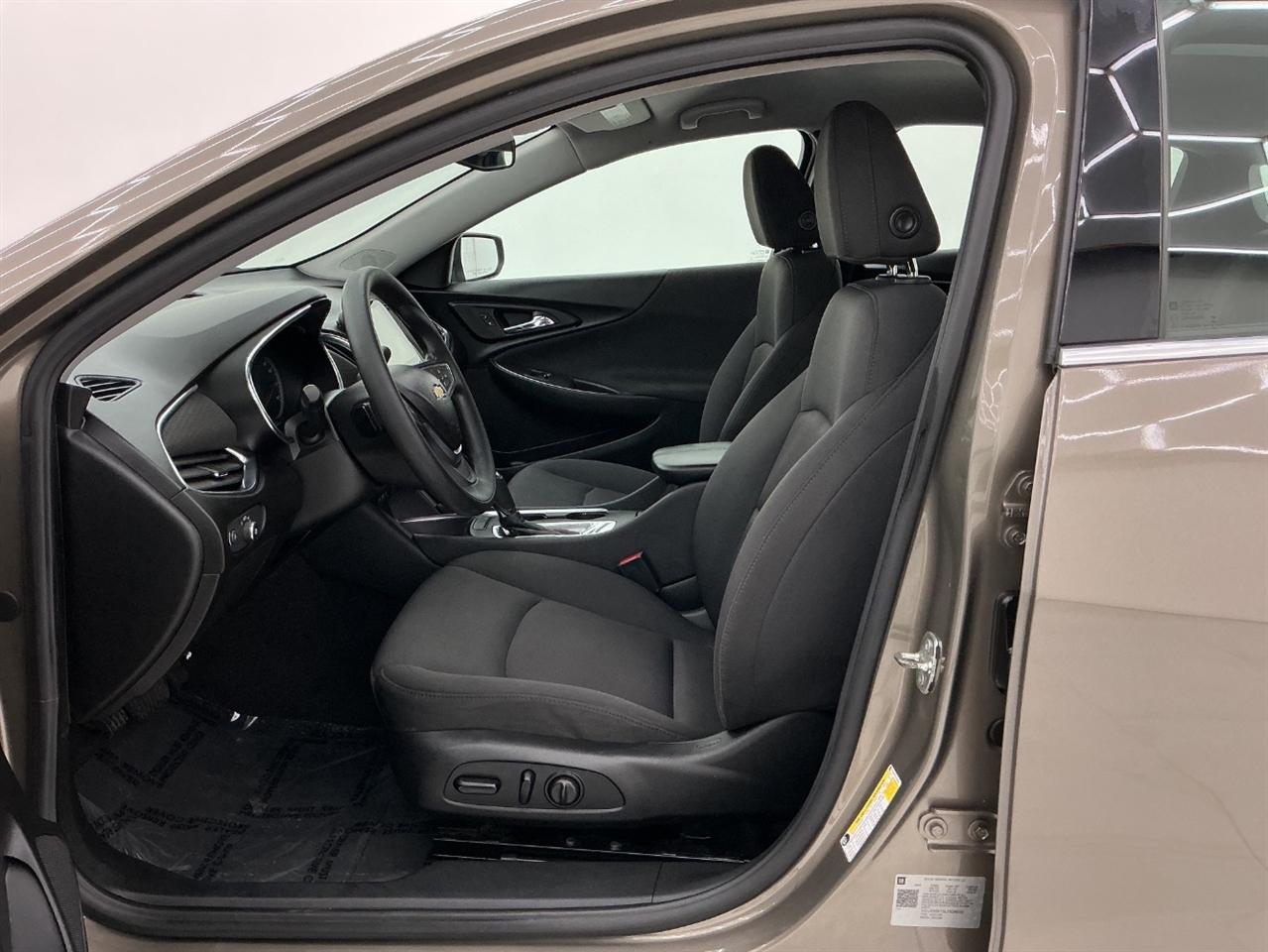 Chevrolet Malibu 4dr Sdn LT 2020