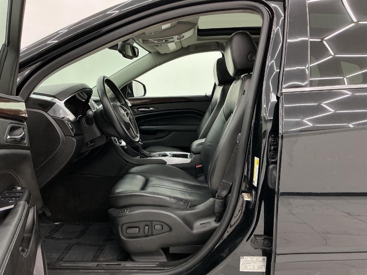 Cadillac SRX AWD 4dr Luxury Collection 2016