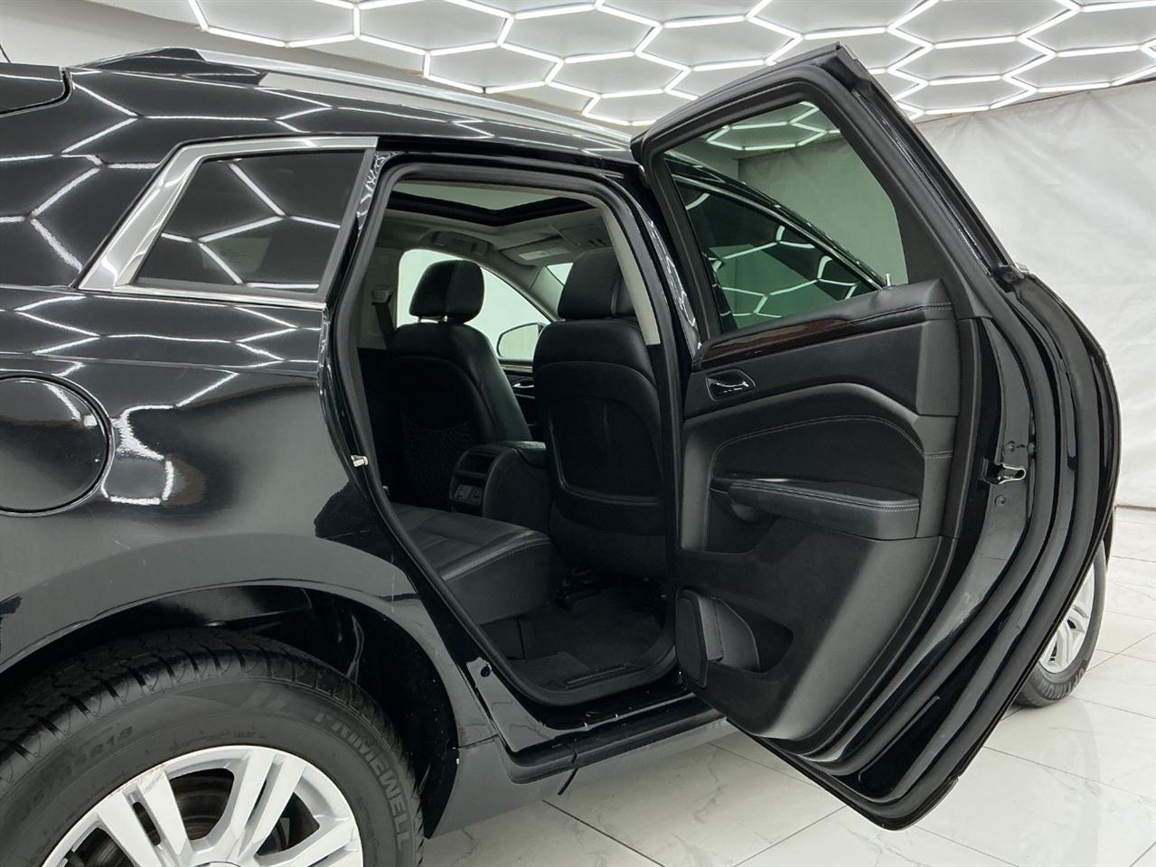 Cadillac SRX AWD 4dr Luxury Collection 2016