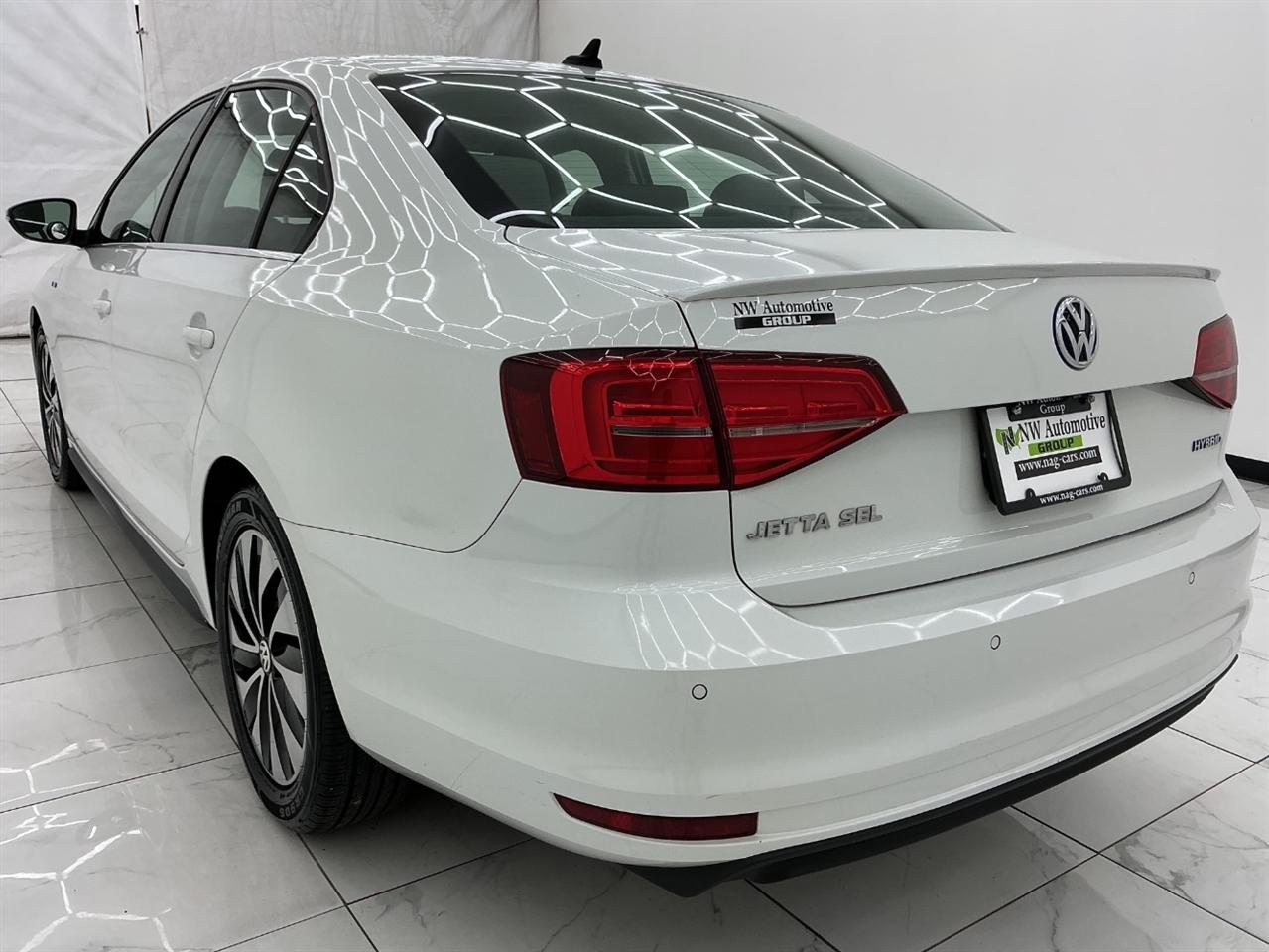 Volkswagen Jetta Sedan 4dr DSG Hybrid SEL Premium 2016