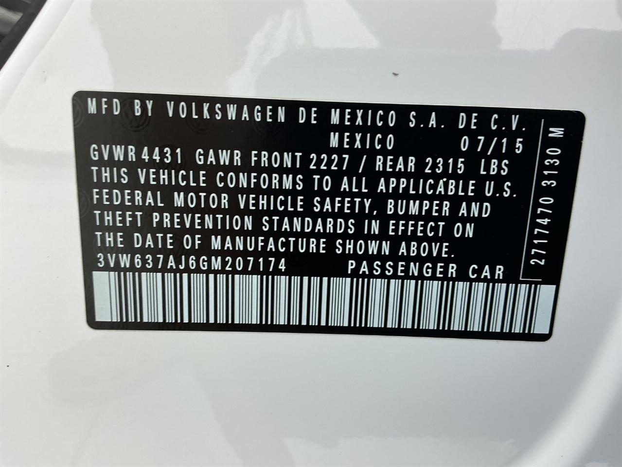Volkswagen Jetta Sedan 4dr DSG Hybrid SEL Premium 2016