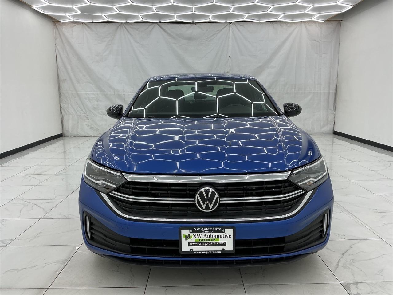 Volkswagen Jetta Sport Auto 2023